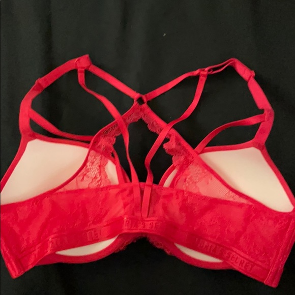 Victoria Secret Bra - Picture 2 of 2